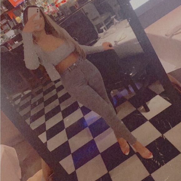 Zara two piece - Picture 3 of 3